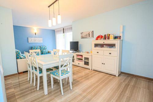 Apartamento Esquirol Litoral - Only Families