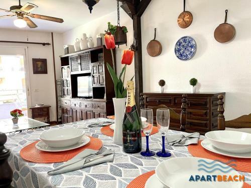 Apartbeach Marina Playa Climatizado Piscina Y Parking