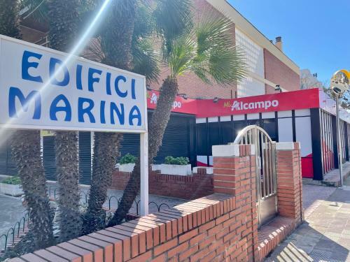 Apartbeach Marina Playa Climatizado Piscina Y Parking