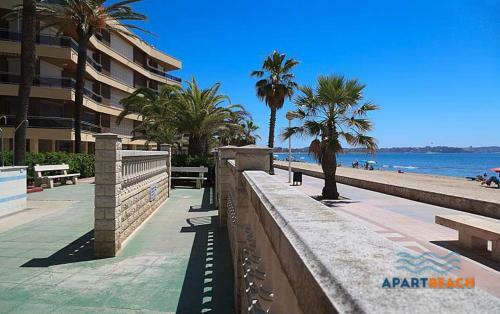 Apartbeach Marina Playa Climatizado Piscina Y Parking