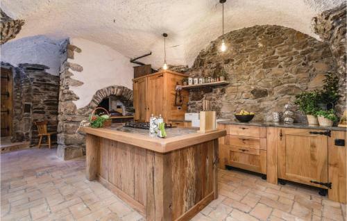 Three-bedroom Holiday Home In Skrad