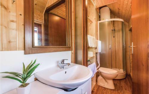 Three-bedroom Holiday Home In Skrad