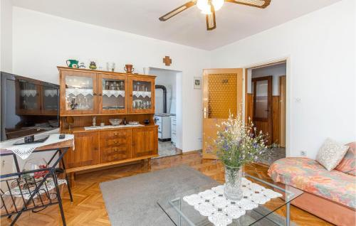 One-bedroom Apartment In Senj