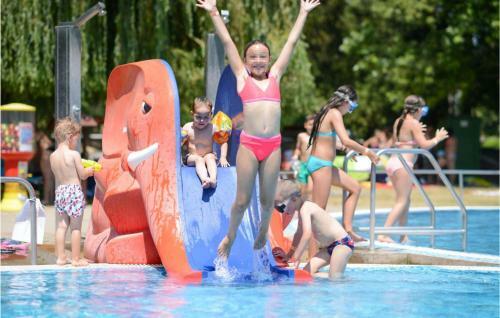 Holiday Home Orgona Utca-igal