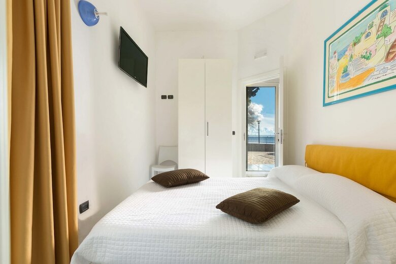 Bed & Breakfast Syrmata