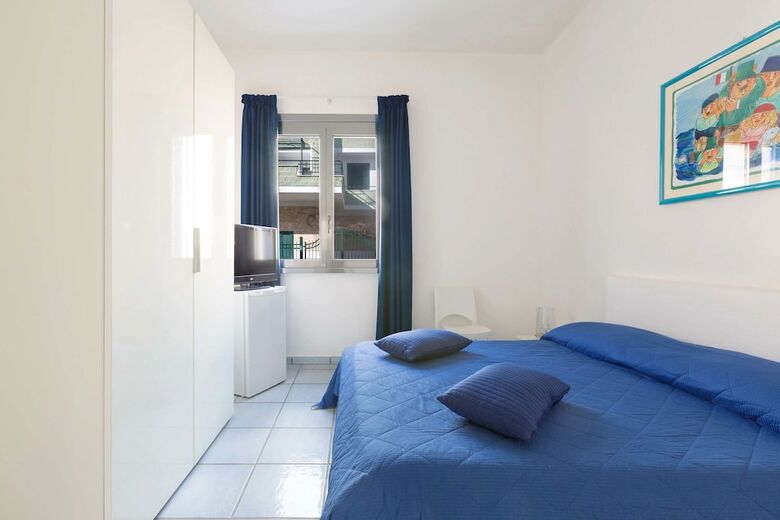 Bed & Breakfast Syrmata