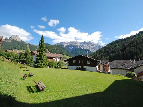 Apartment Cisles Residence Selva Gardena