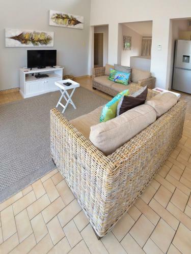 Addo River-view Lodge