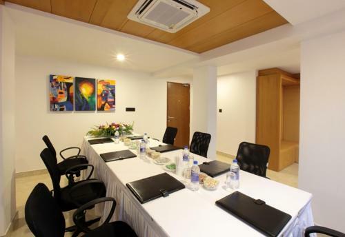 Hotel Park Residency
