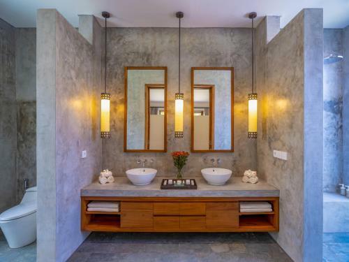 Mandalay Villas