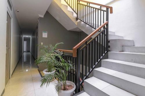 Hotel Juanda Syariah Residence Redpartner