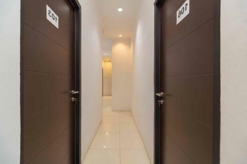 Hotel Reddoorz @ Taman Galaxy Bekasi