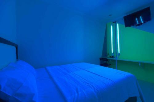Hotel Reddoorz @ Taman Galaxy Bekasi