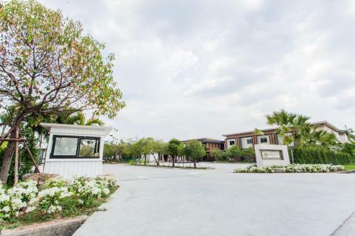 Morino Hotel Si Racha