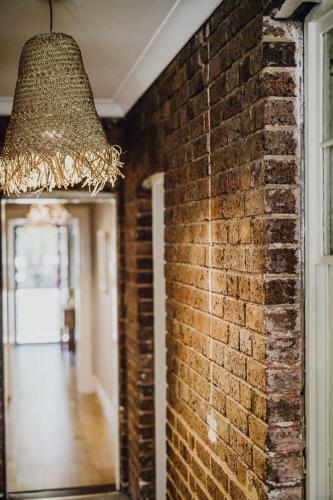 Belle Cottage On March - Cbd - High End Heritage