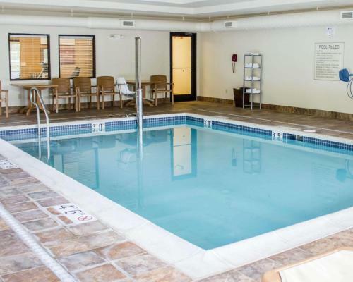 Hotel Comfort Suites Lewisburg