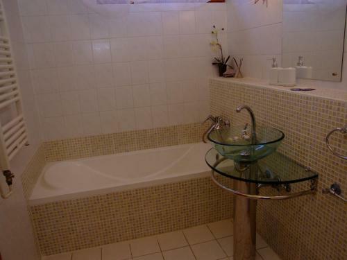 Hostal K?szeghegyalja Vend�gh�z