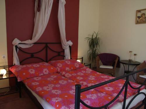 Hostal K?szeghegyalja Vend�gh�z