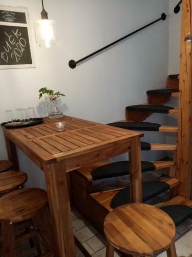 Hostal K?szeghegyalja Vend�gh�z