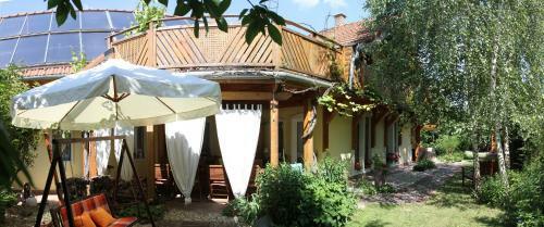 Hostal K?szeghegyalja Vend�gh�z