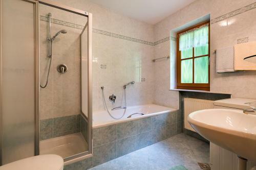 Bed & Breakfast Garni Bergland