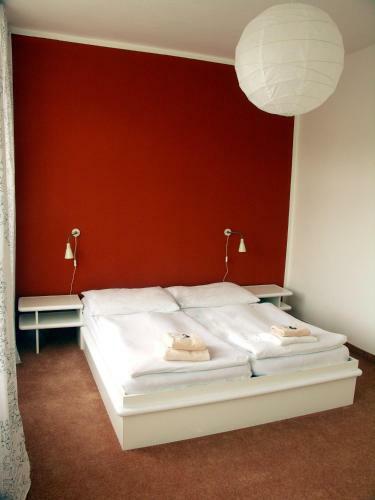 Hotel Saloon