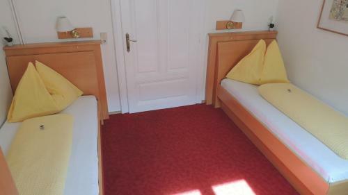 Hostal Fr�hst�ckspension Barbara