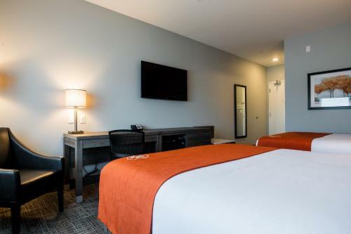 Hotel Amsterdam Inn & Suites Florenceville