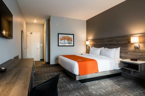 Hotel Amsterdam Inn & Suites Florenceville