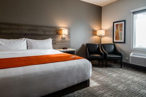 Hotel Amsterdam Inn & Suites Florenceville