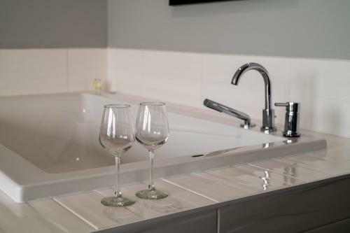 Hotel Amsterdam Inn & Suites Florenceville
