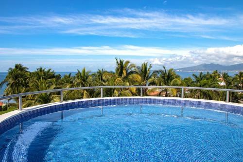 Nitta 2 Bedroom Fantastic Ocean Views With Dipping Pool And Huge Deck