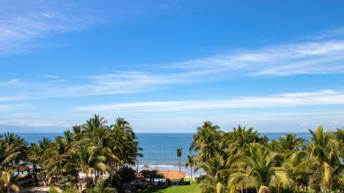 Nitta 2 Bedroom Fantastic Ocean Views With Dipping Pool And Huge Deck