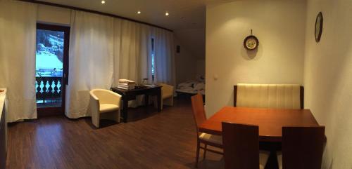 Hostal Alpenpension Gasthof