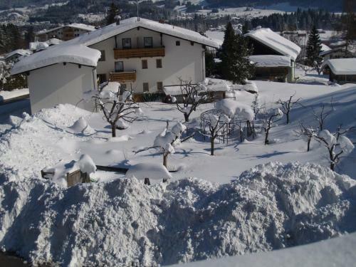 Hostal Pension Talblick In W�ngle Bei Reutte