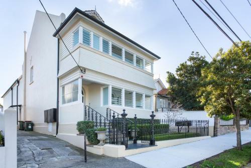 Apartamento Charming Studio In Quiet Area Near Markets And Parks