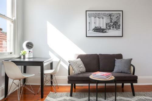 Apartamento Charming Studio In Quiet Area Near Markets And Parks