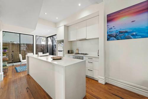 Light Filled, Charming Townhouse In Paddington