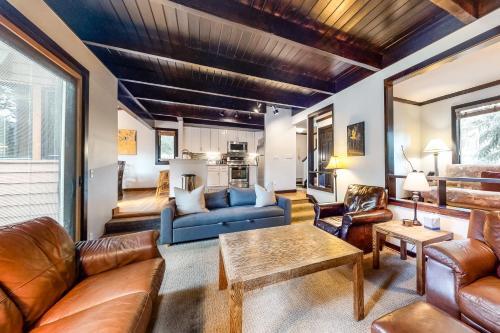 Tennis Townhome 1323
