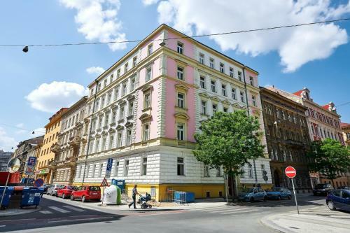 Apartments Zborovska