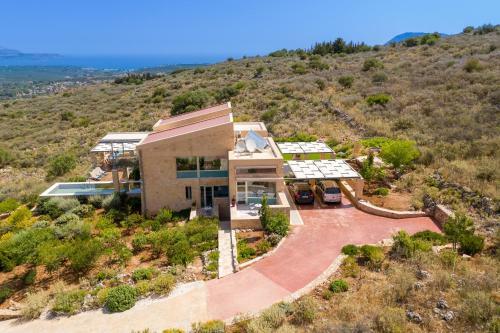 Kaminia Villa
