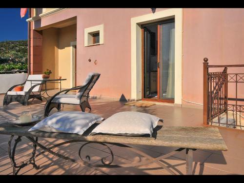 Athanasia's Apartments