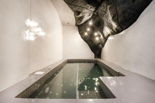 Villa Blue White Residence