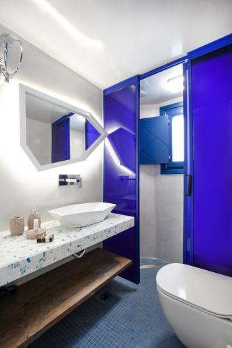 Villa Blue White Residence