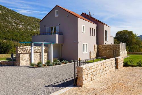Villa Jure With Heated Pool And Electric Vehicle Station