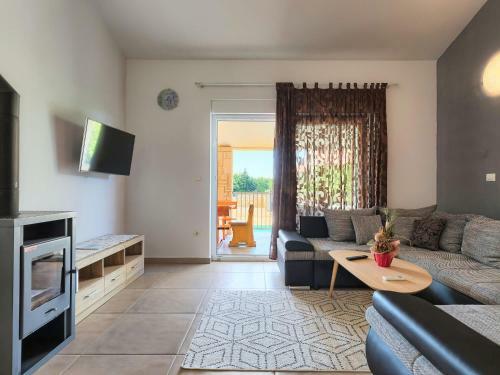Holiday Home Goldi - Voj512