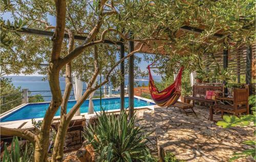Holiday Home Mimice 21 With Outdoor Swimmingpool