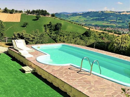 2 Bedrooms Villa With City View Private Pool And Jacuzzi At Castelplanio