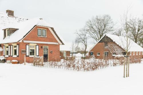 Hotel Luxury Group Accommodation For 14 People
