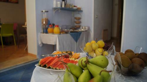 Hostal Badia Rooms & Breakfast